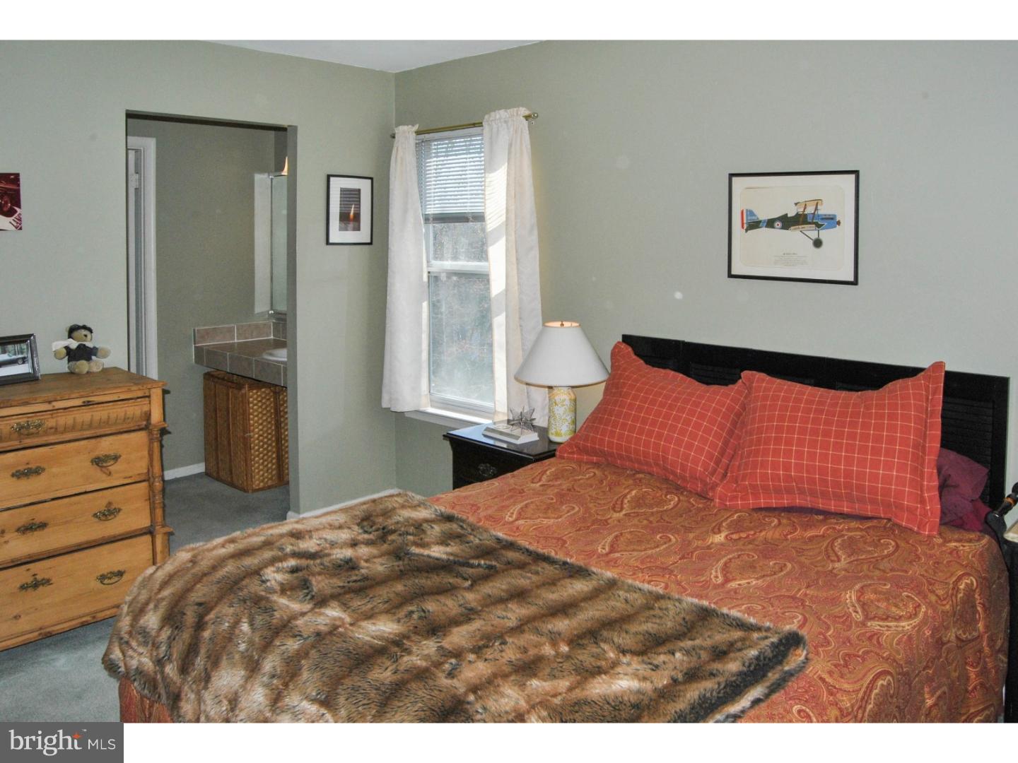 538 Waltham Lane Perkasie, PA 18944 - Photo 12 of 23 Bedroom - Main