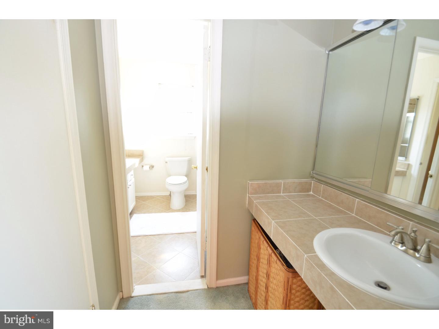 538 Waltham Lane Perkasie, PA 18944 - Photo 14 of 23 Bathroom