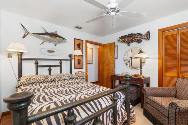 a view of a dining room and livingroom view
