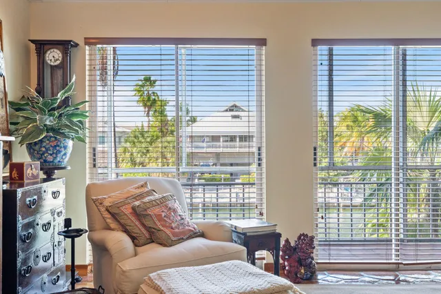 a bed room with a bed and a dresser