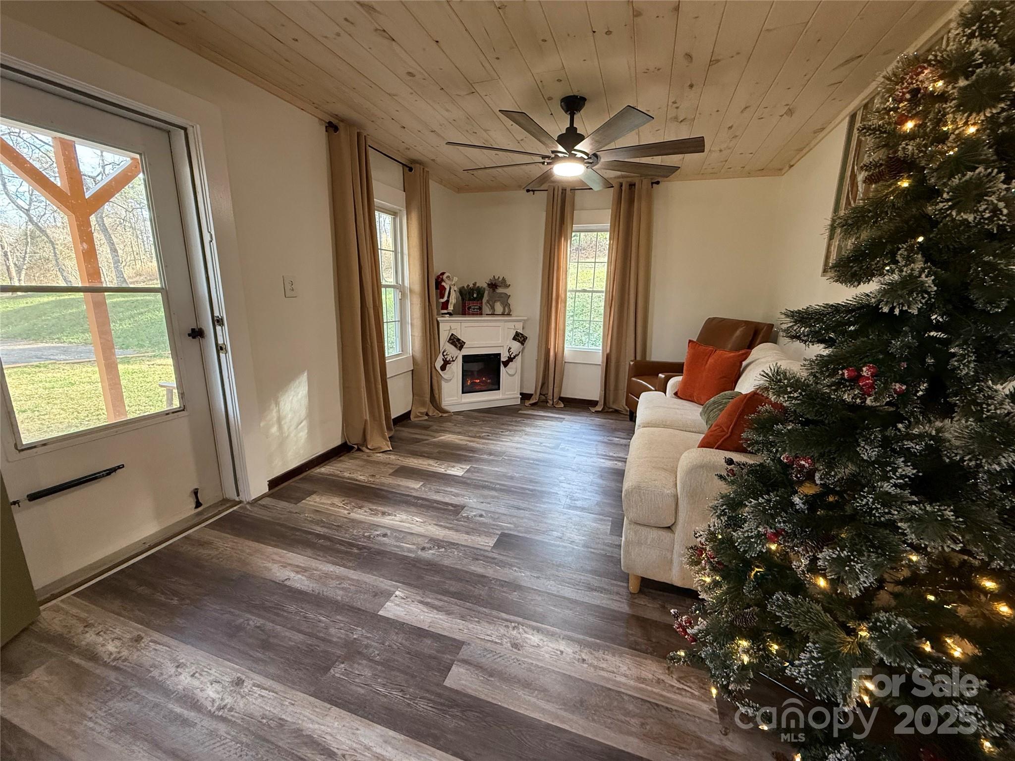 312 Causby Road Morganton, NC 28655 - Photo 13 of 45
