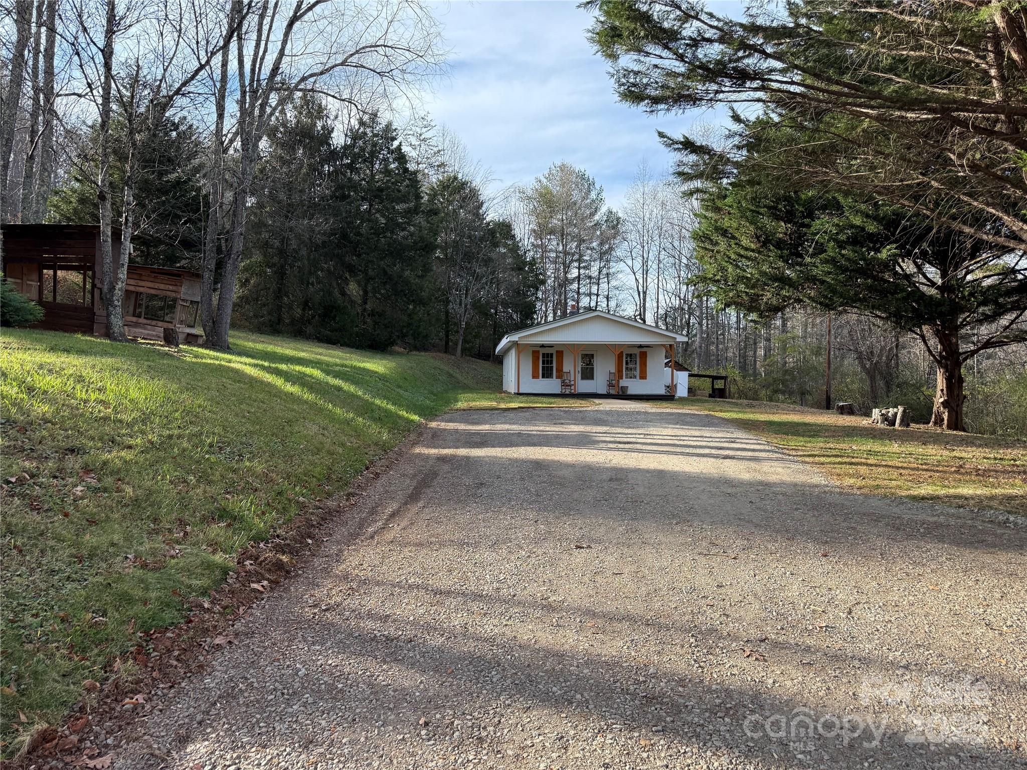 312 Causby Road Morganton, NC 28655 - Photo 7 of 45