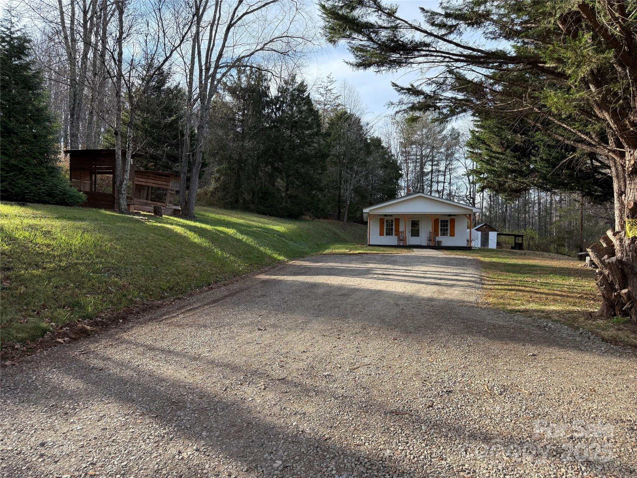 312 Causby Road Morganton, NC 28655 - Photo 8 of 45