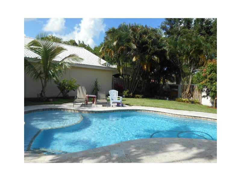 14960 Durham Lane Davie, FL 33331 - Photo 13 of 14 Pool