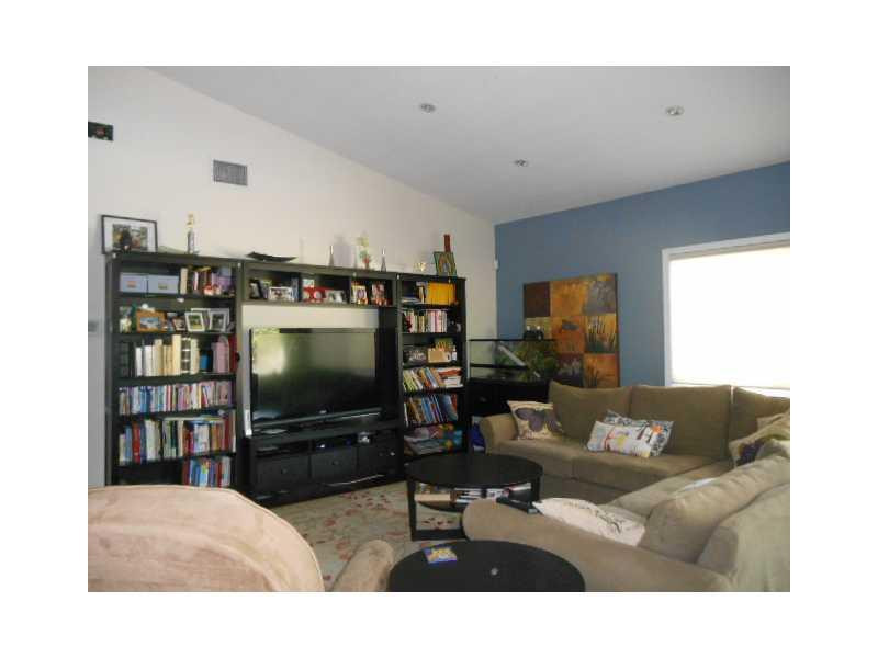 14960 Durham Lane Davie, FL 33331 - Photo 2 of 14 Living Room