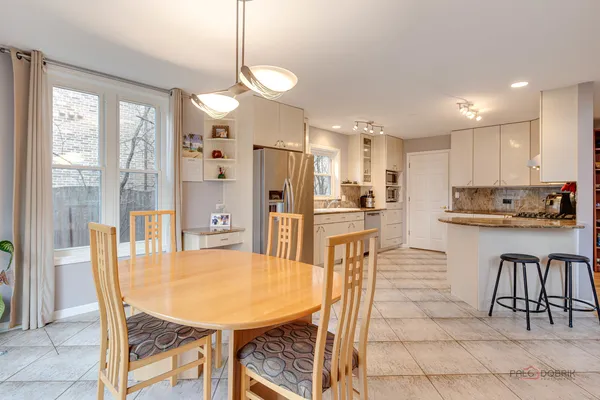 $899,900 | 610 Revere Road, Glenview, IL 60025