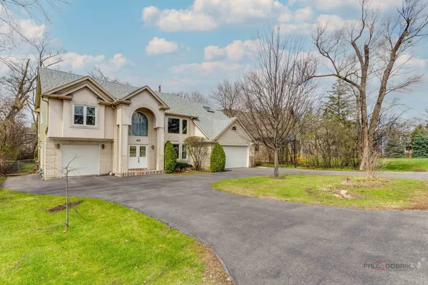 $899,900 | 610 Revere Road, Glenview, IL 60025