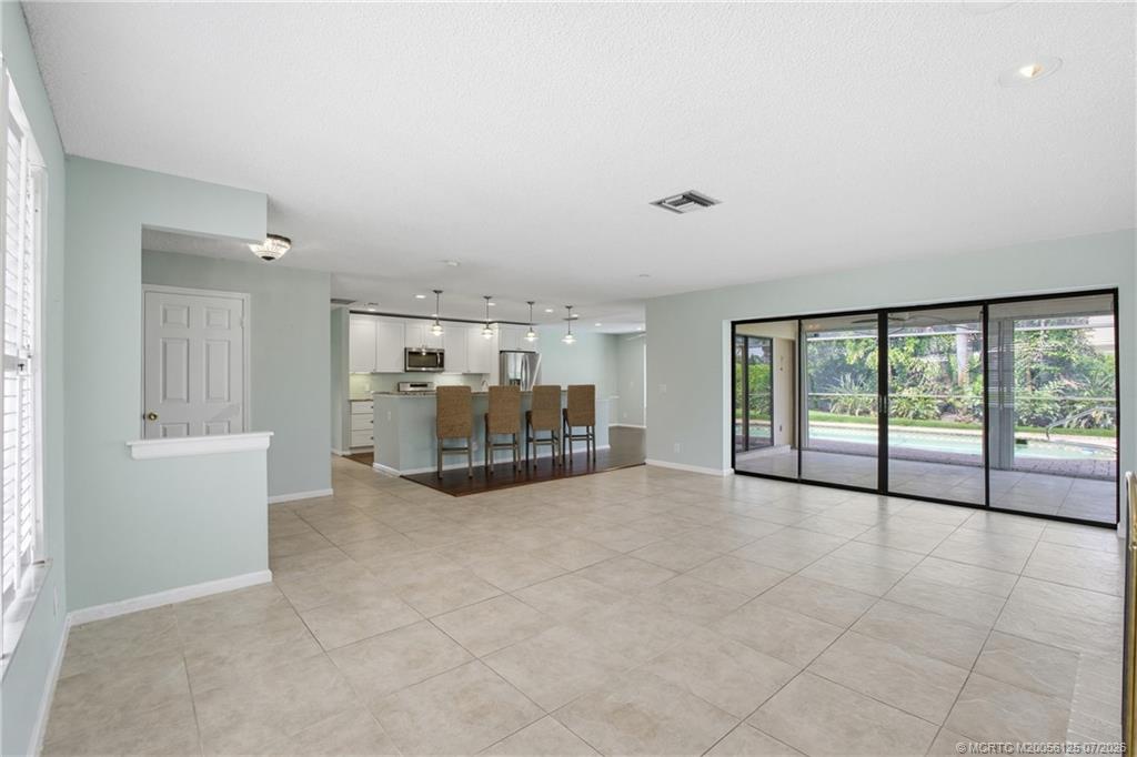 3131 Southeast Fairway West Stuart, FL 34997 - Photo 12 of 48