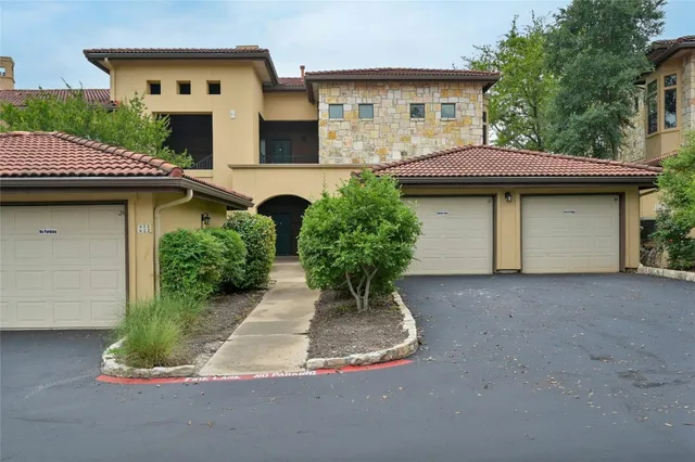 $449,000 | 300 San Gabriel Village Boulevard, Unit 612, Georgetown, TX 78626