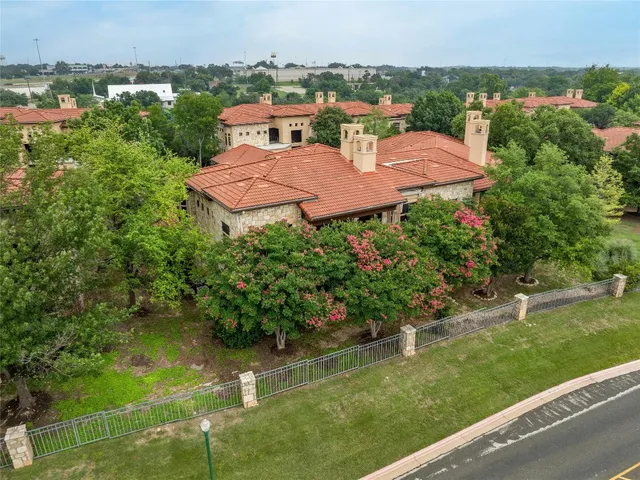 $449,000 | 300 San Gabriel Village Boulevard, Unit 612, Georgetown, TX 78626