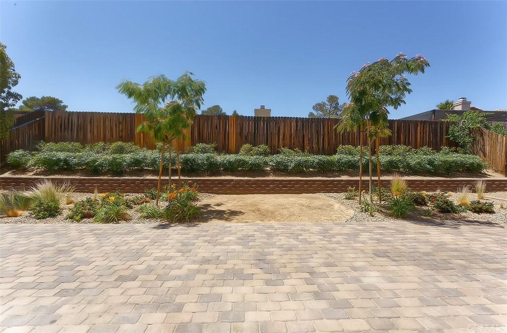 10829 Pepper Street Adelanto, CA 92301 - Photo 45 of 48 a view of backyard with green space