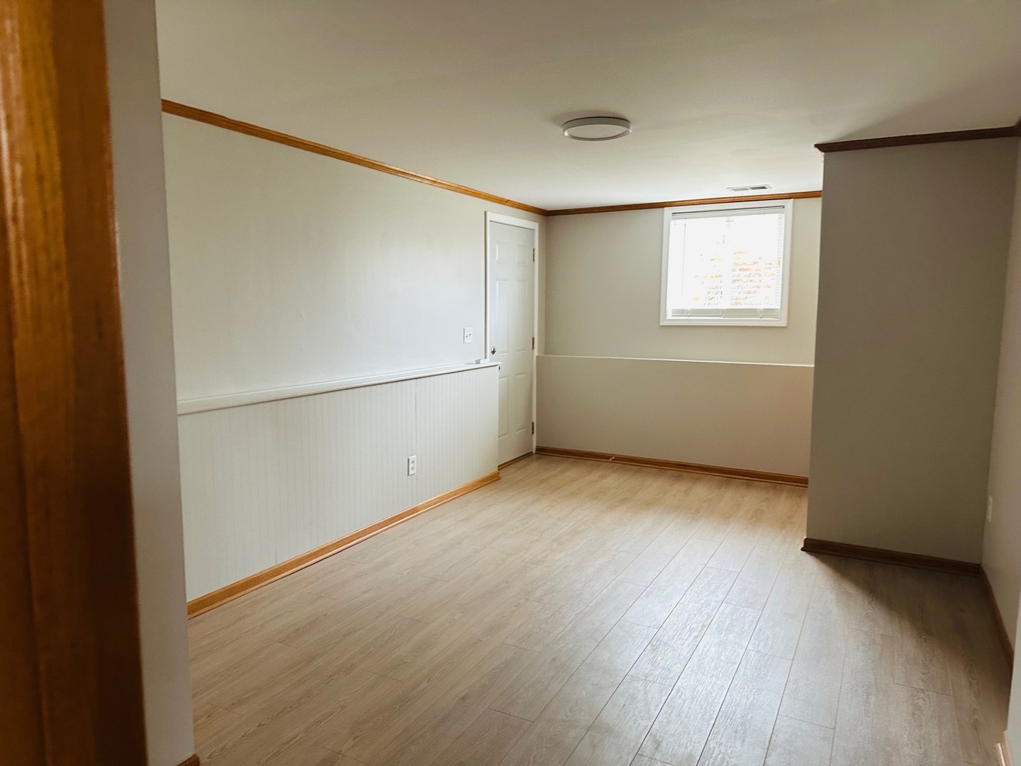 1805 Pebble Beach Drive Plainfield, IL 60586 - Photo 6 of 18 a view of an empty room with a window