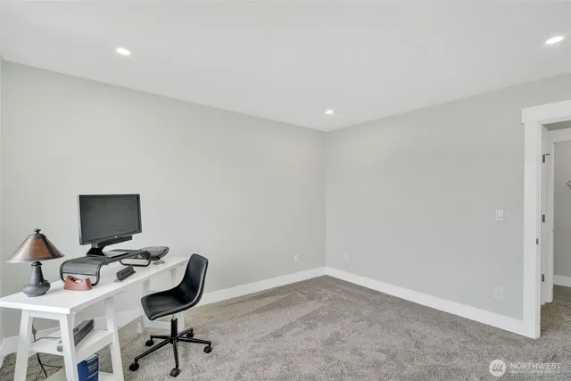 $715,000 | 6410 South Fife Street, Tacoma, WA 98409