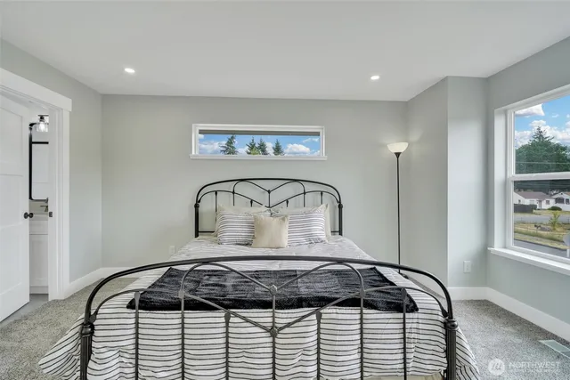 $715,000 | 6410 South Fife Street, Tacoma, WA 98409