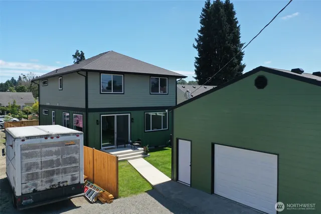 $715,000 | 6410 South Fife Street, Tacoma, WA 98409