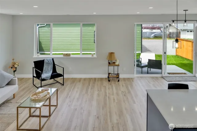 $715,000 | 6410 South Fife Street, Tacoma, WA 98409