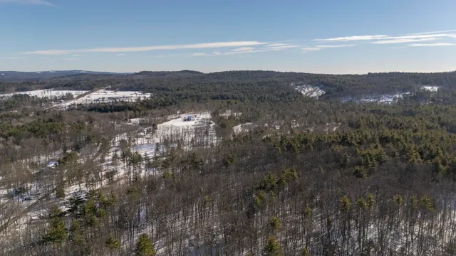 $395,000 | 263 Knowles Pond Road, Northfield, NH 03276