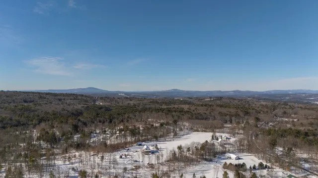$395,000 | 263 Knowles Pond Road, Northfield, NH 03276