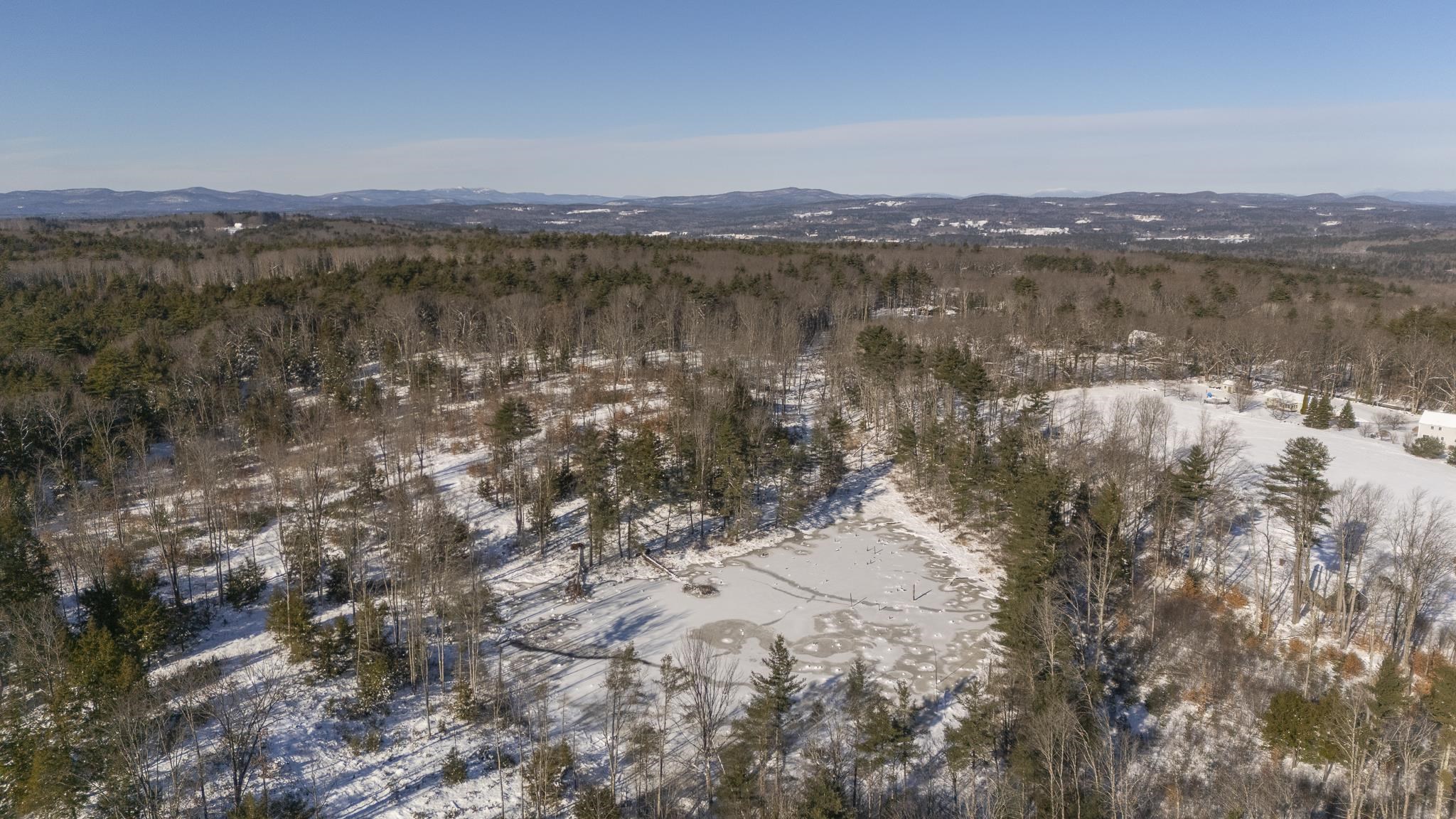 263 Knowles Pond Road Northfield, NH 03276 - Photo 20 of 35
