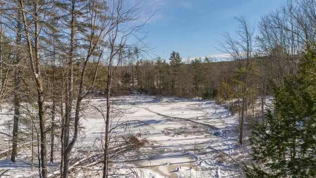 $395,000 | 263 Knowles Pond Road, Northfield, NH 03276