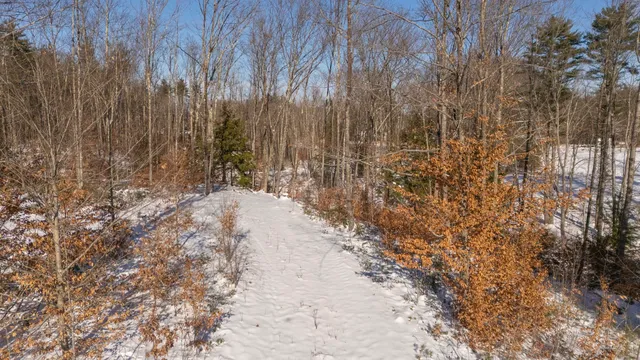 $395,000 | 263 Knowles Pond Road, Northfield, NH 03276