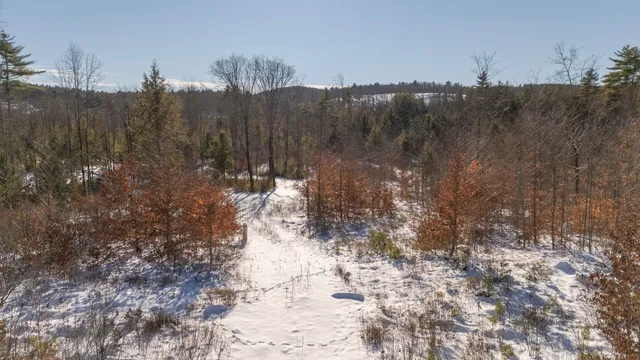 $395,000 | 263 Knowles Pond Road, Northfield, NH 03276