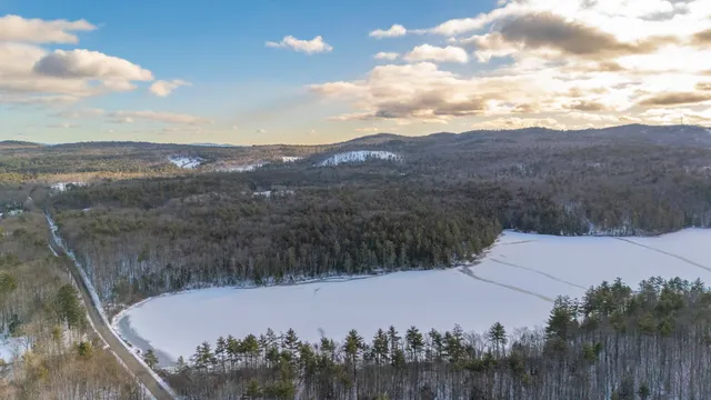 $395,000 | 263 Knowles Pond Road, Northfield, NH 03276