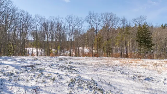 $395,000 | 263 Knowles Pond Road, Northfield, NH 03276