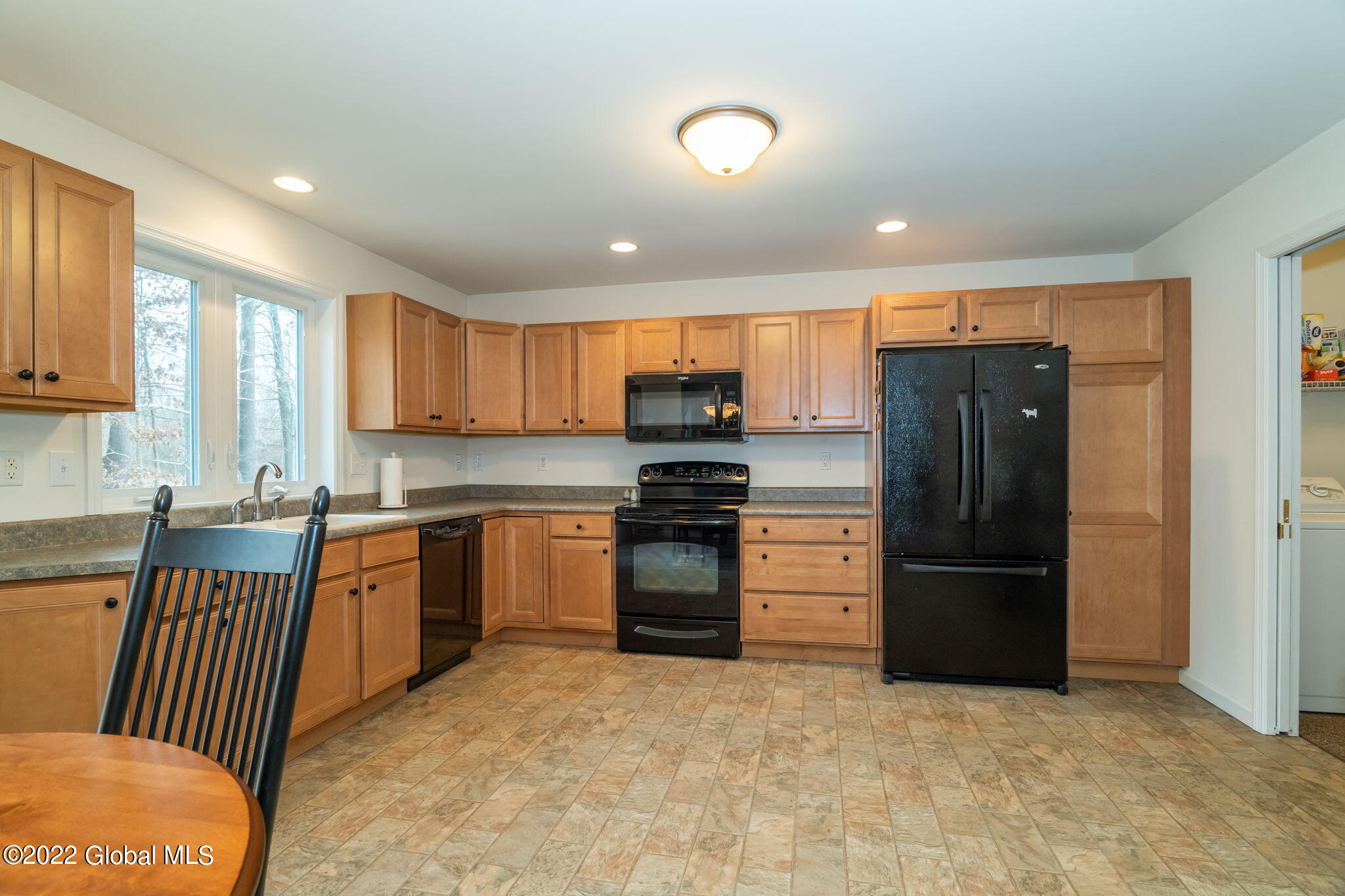 1460 Rocco Drive Schenectady, NY 12303 - Photo 12 of 44 12-web-or-mls-1460RoccoDr-12