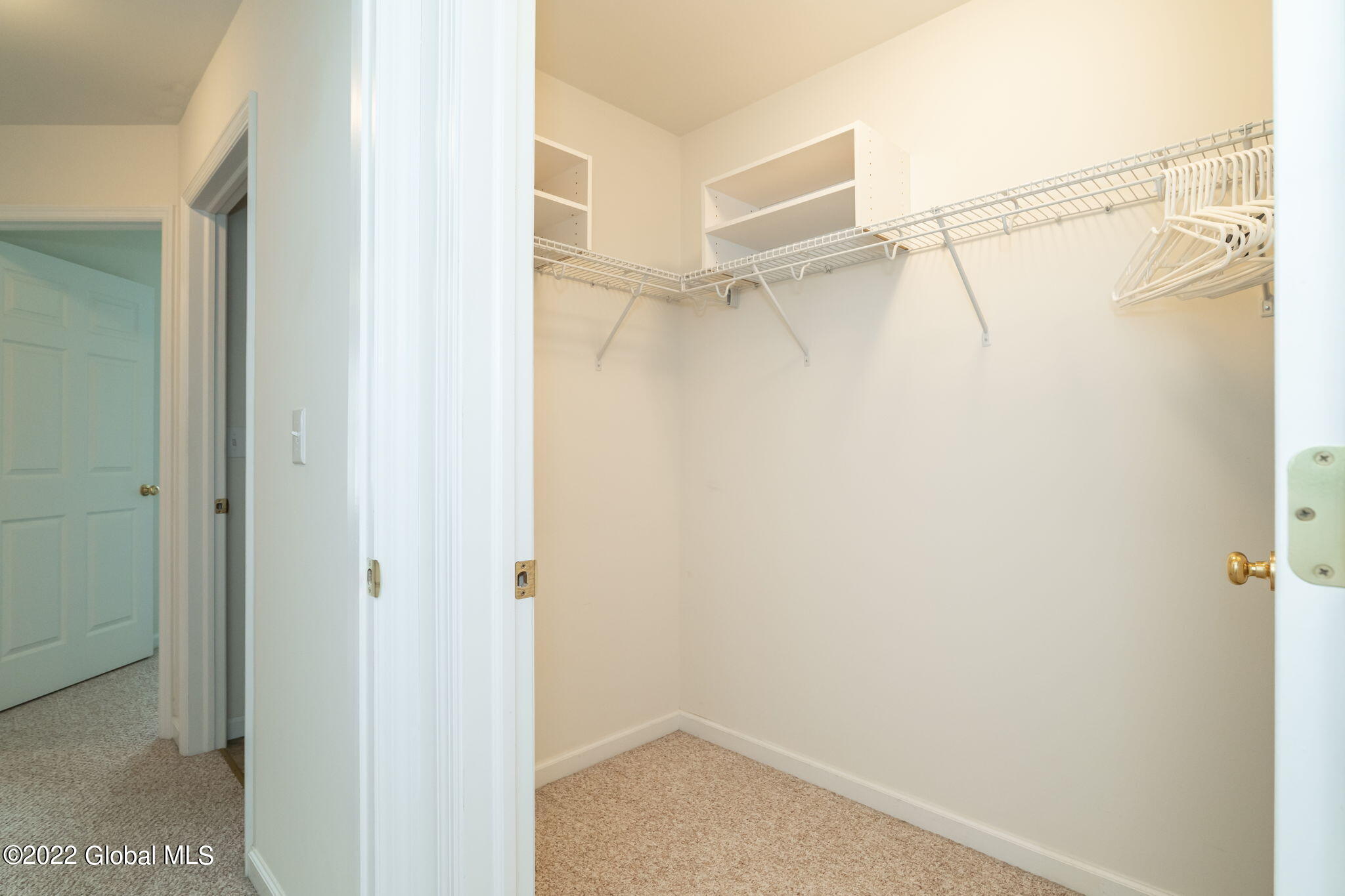 1460 Rocco Drive Schenectady, NY 12303 - Photo 20 of 44 20-web-or-mls-1460RoccoDr-20