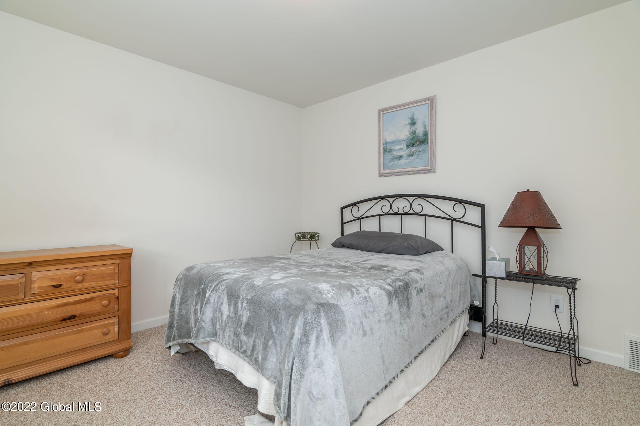 1460 Rocco Drive Schenectady, NY 12303 - Photo 26 of 44 26-web-or-mls-1460RoccoDr-26