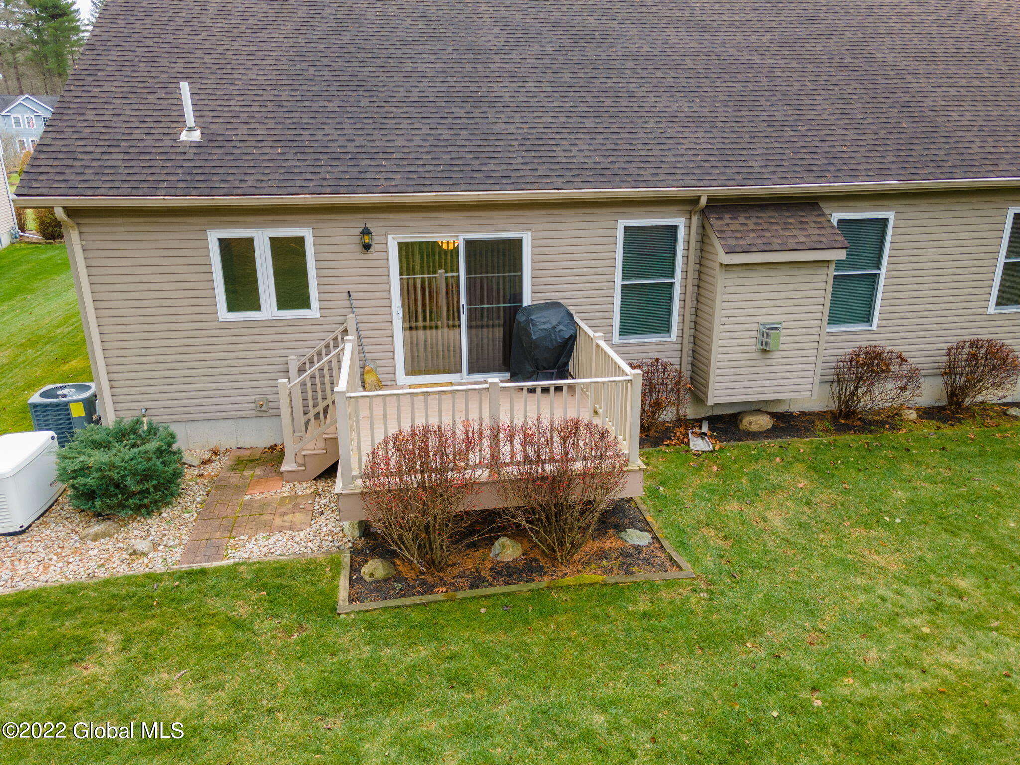 1460 Rocco Drive Schenectady, NY 12303 - Photo 34 of 44 34-web-or-mls-1460RoccoDr-34