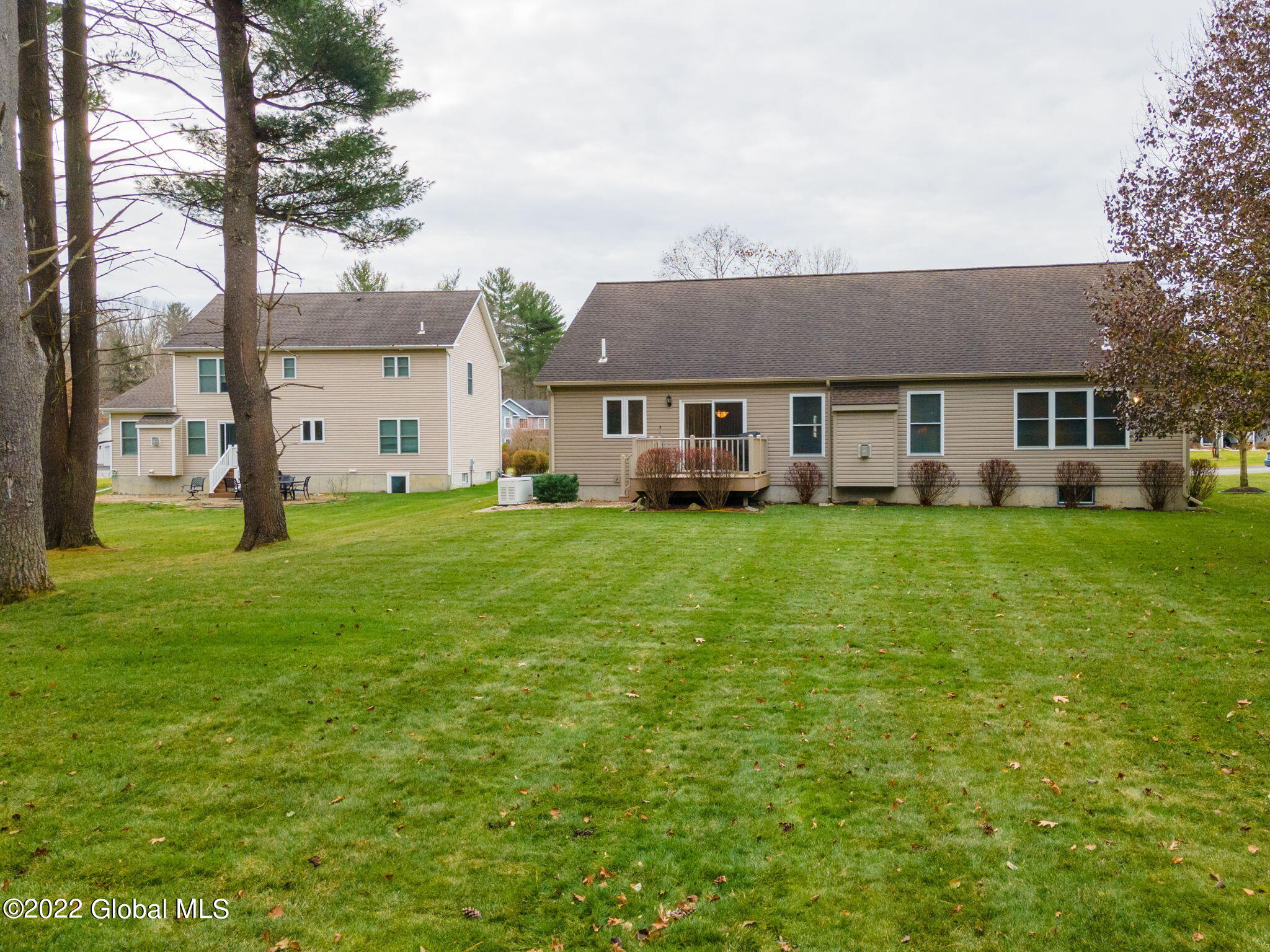 1460 Rocco Drive Schenectady, NY 12303 - Photo 35 of 44 35-web-or-mls-1460RoccoDr-35