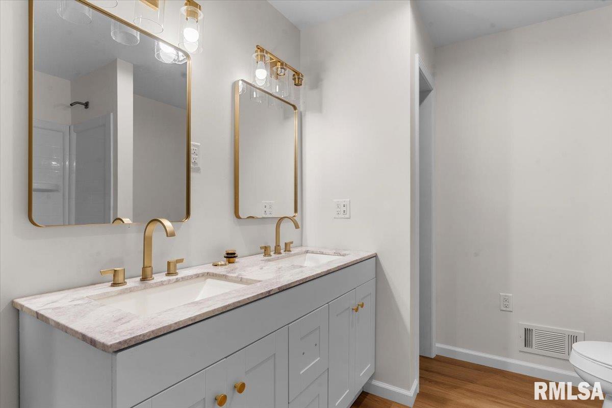 66 West Hazel Dell Lane Springfield, IL 62703 - Photo 20 of 39
