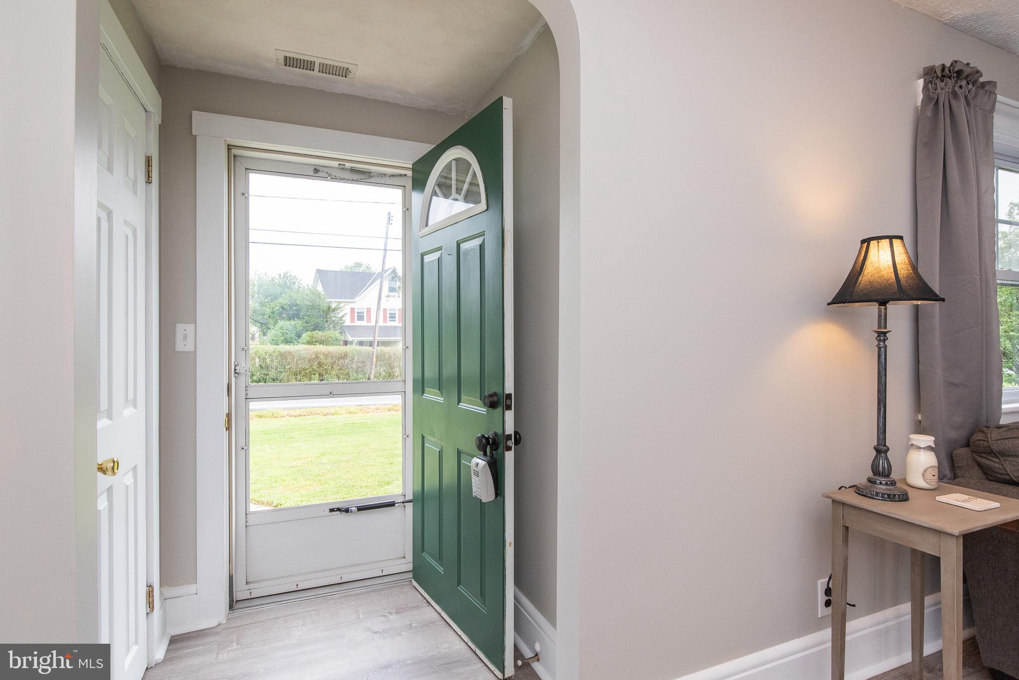 5402 Norrisville Road White Hall, MD 21161 - Photo 4 of 52 Foyer