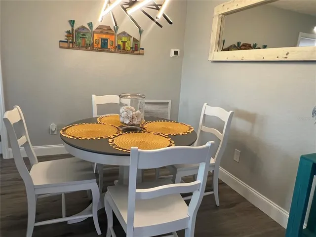 $2,300 | 10216 Regal Drive, Unit 201, Largo, FL 33774