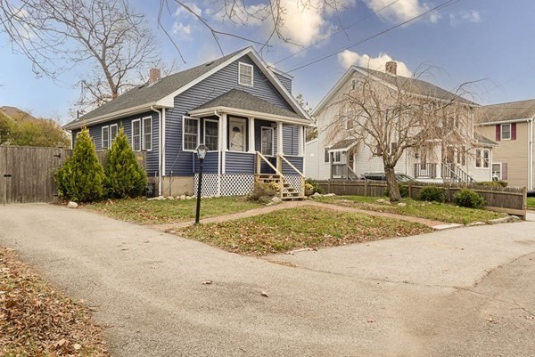 40 Elinor Road Weymouth, MA 02190 - Photo 2 of 31 Gallery Image 2
