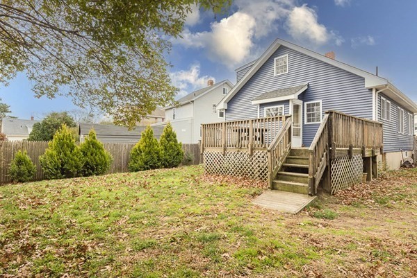 40 Elinor Road Weymouth, MA 02190 - Photo 3 of 31 Gallery Image 3