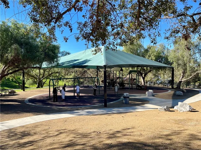 $2,950 | 5040 Codorniz Way, Oceanside, CA 92057