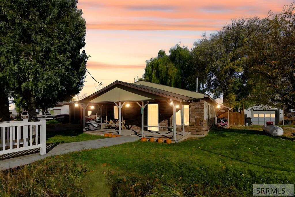 7700 South 400 West Rexburg, ID 83440 - Photo 3 of 36