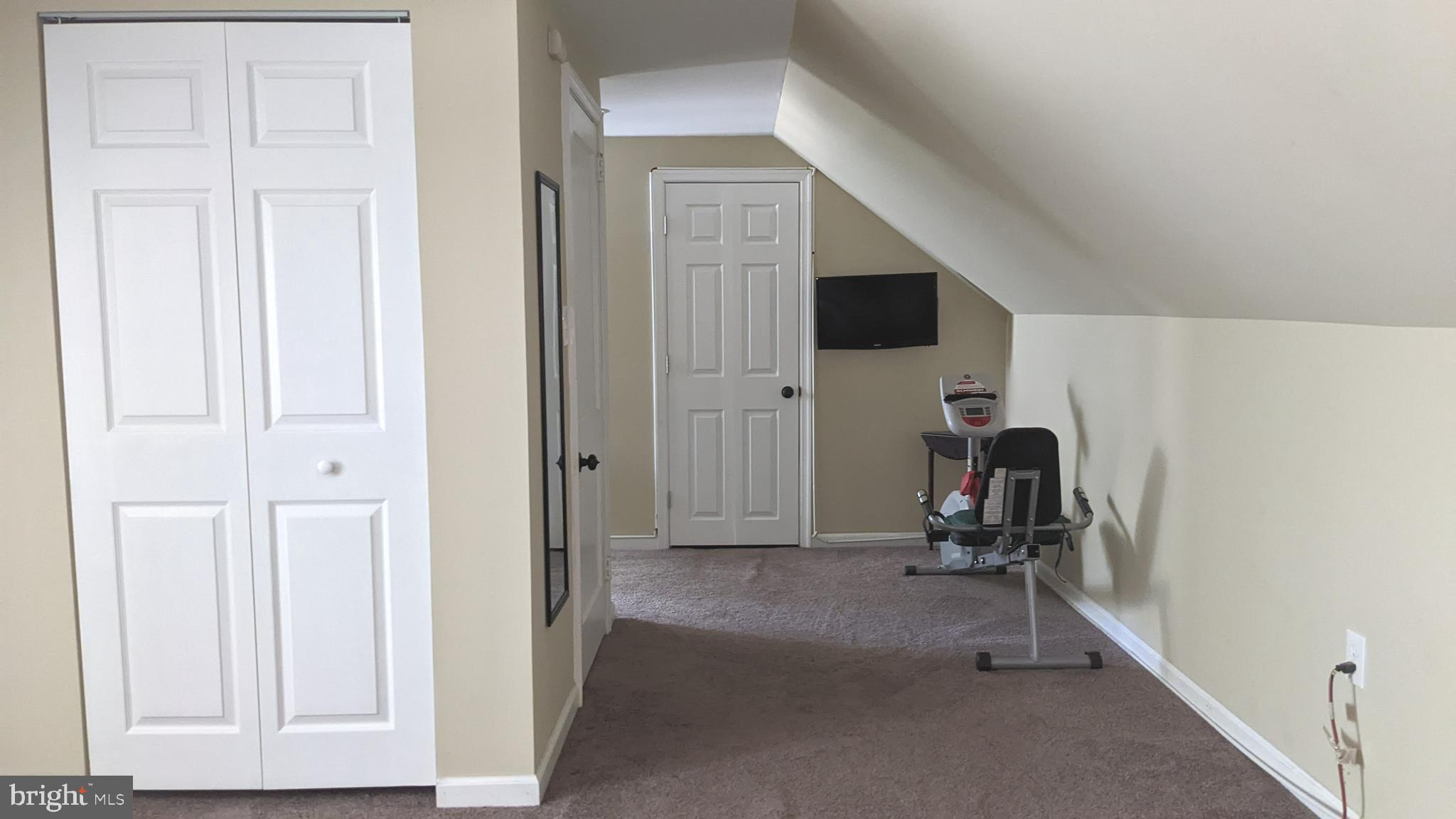321 Nicholson Road Ridley Park, PA 19078 - Photo 30 of 55 2nd Floor