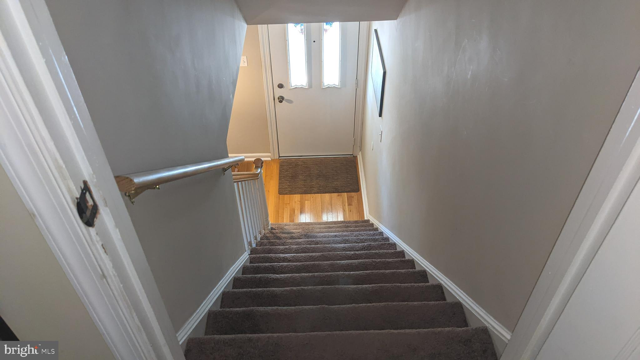 321 Nicholson Road Ridley Park, PA 19078 - Photo 33 of 55 Stairwell