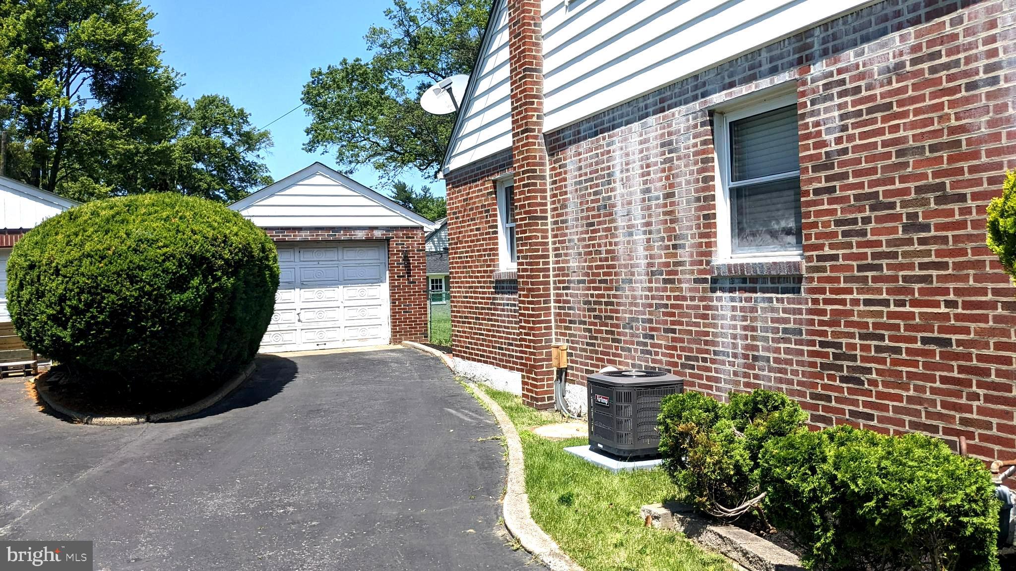 321 Nicholson Road Ridley Park, PA 19078 - Photo 51 of 55 Driveway