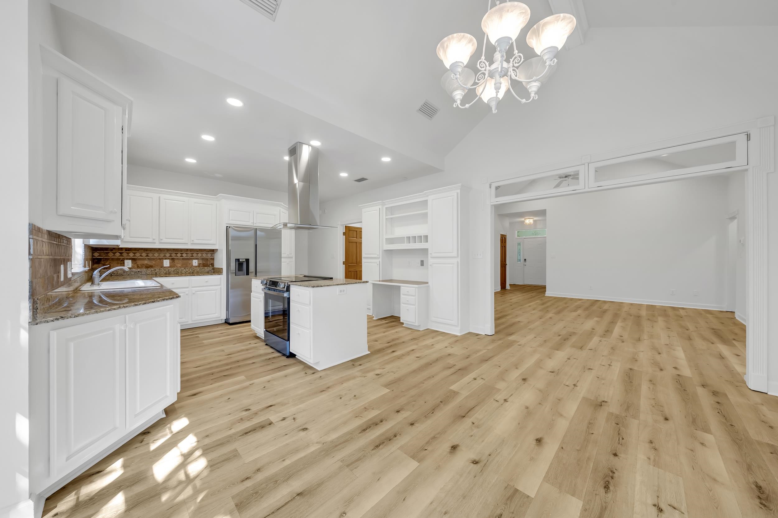 127 Wedge Loop Fairhope, AL 36532 - Photo 18 of 32 Kitchen