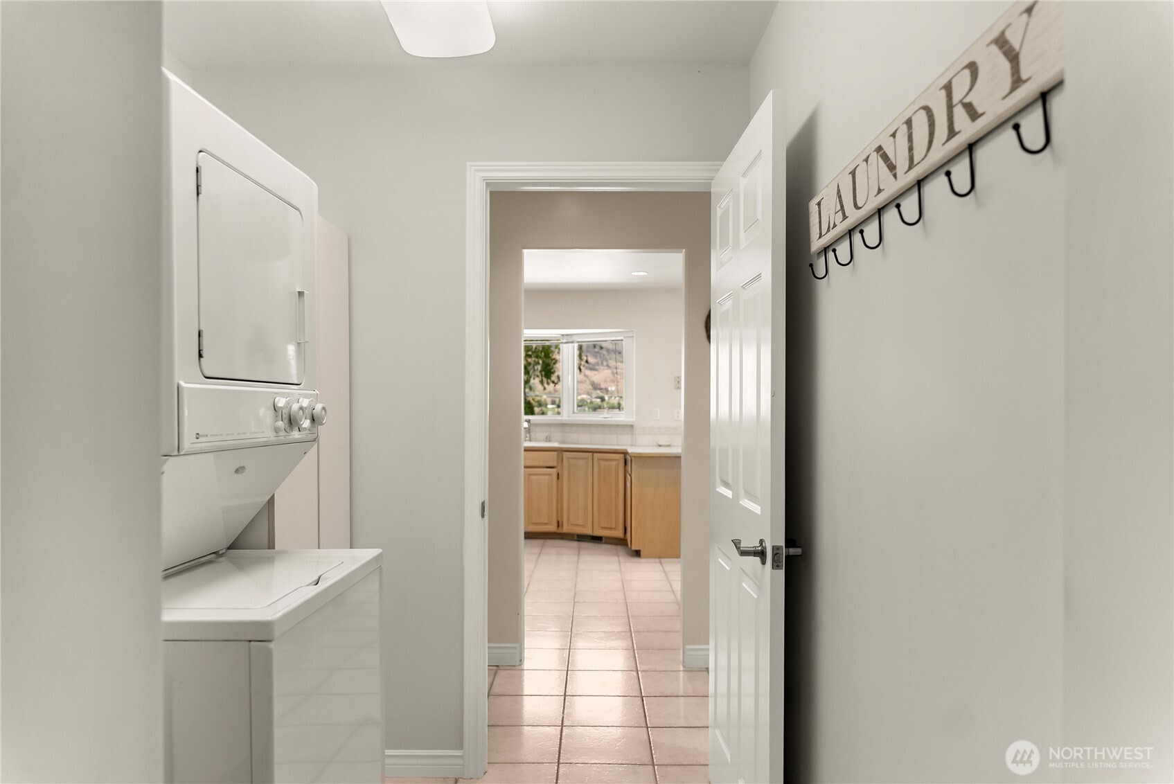 428 Eastlake Road Oroville, WA 98844 - Photo 27 of 34 a bathroom with a sink a toilet and shower