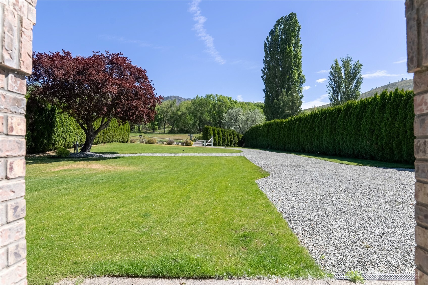 428 Eastlake Road Oroville, WA 98844 - Photo 29 of 34 a view of a golf course