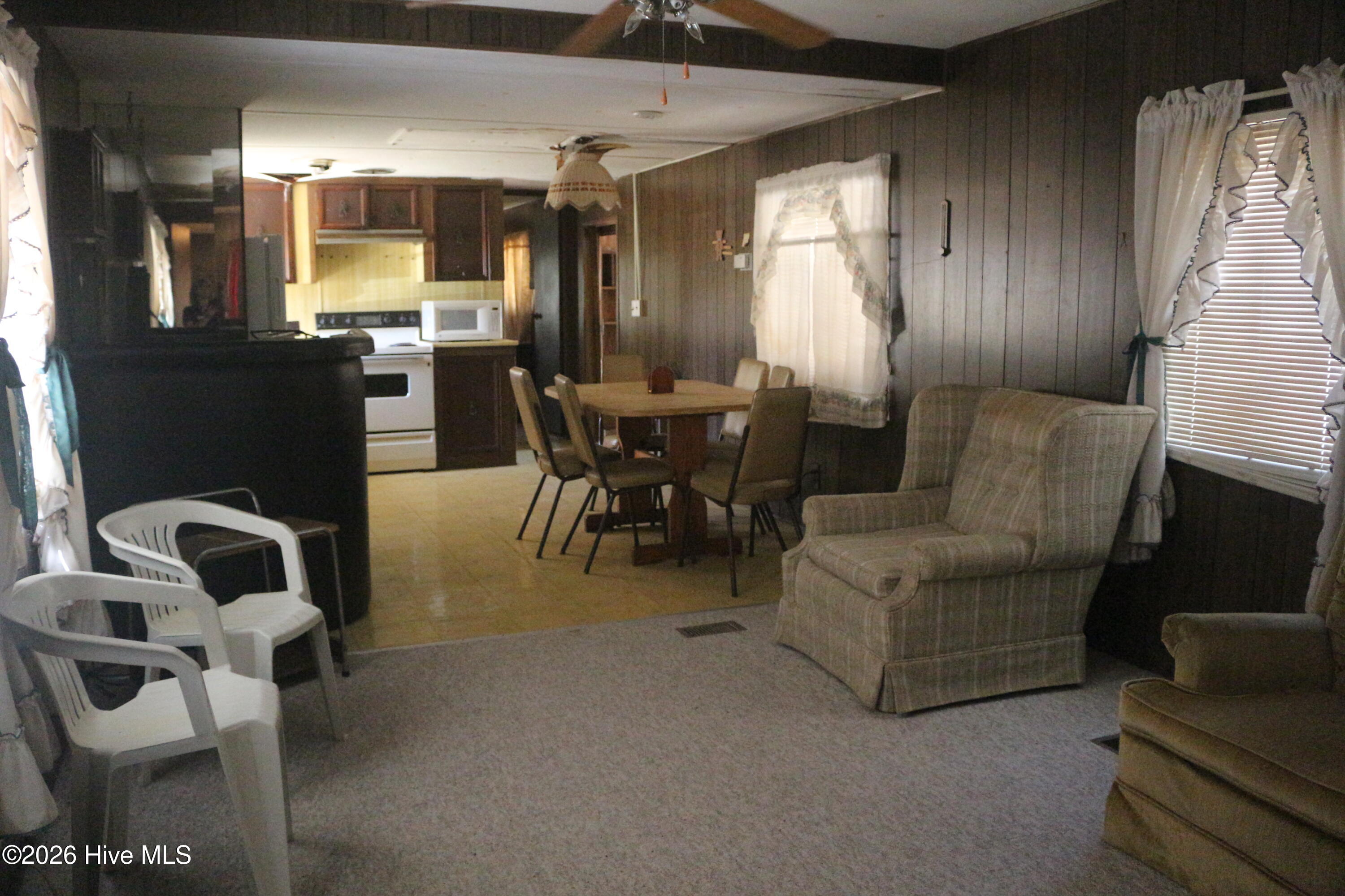 300 Maple Creek Road Southwest Supply, NC 28462 - Photo 15 of 25 GREAT ROOM