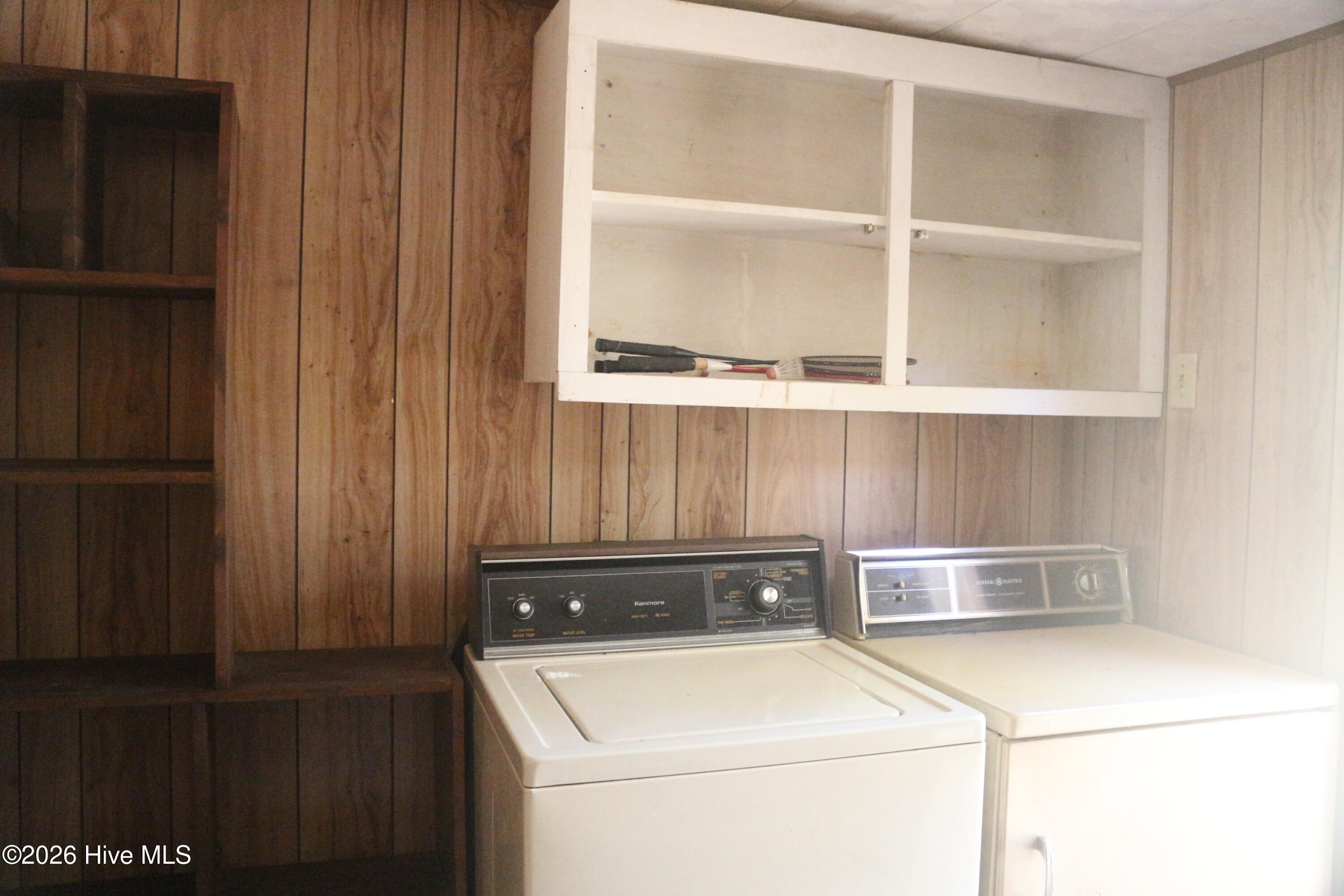 300 Maple Creek Road Southwest Supply, NC 28462 - Photo 9 of 25 LAUNDRY