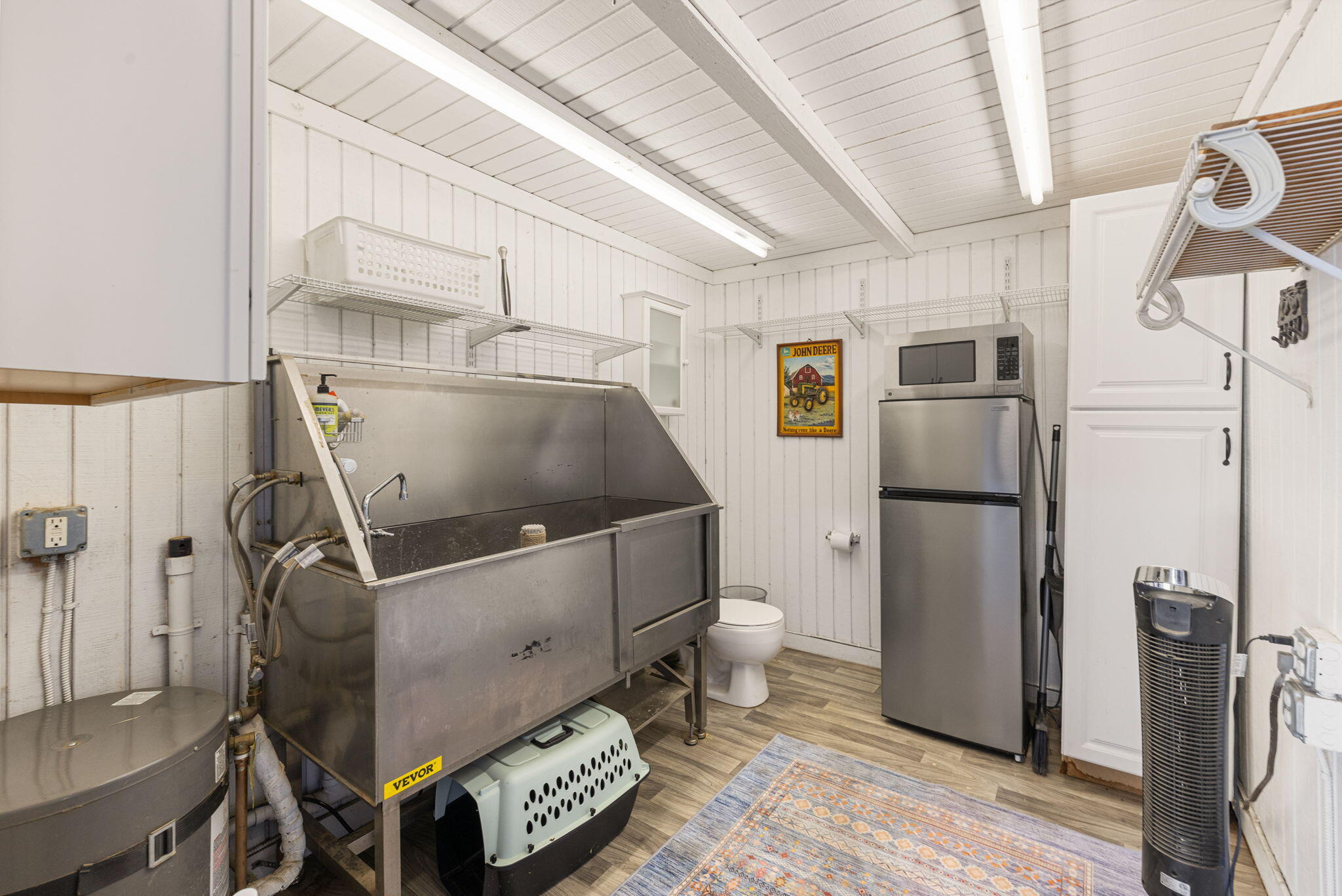 61380 Devils Ladder Road Mountain Center, CA 92561 - Photo 33 of 44 a kitchen with stainless steel appliances a refrigerator and a stove