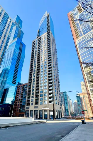 $1,049,000 | 420 East Waterside Drive, Unit 1514, Chicago, IL 60601